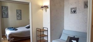 B&B / Chambres d'hotes La Tour Pom'Pin : photos des chambres