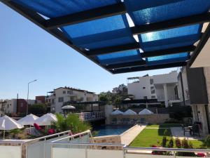 Stone House Aparts 1 plus 1 mit zwei Balkone und Poolblick Kalkan No 4