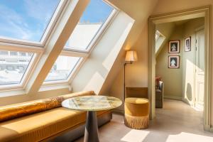 Deluxe Room room in Hotel Daniel Paris