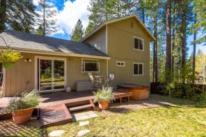 Backyard Oasis - 4hvězdičkové hotely ve městě South Lake Tahoe