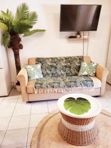 Le studio TAHITI 4 pers 600m de la plage la favière