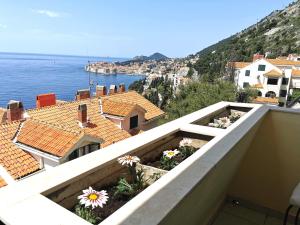 Apartment Zlatni Potok - Best View of the Old Town 