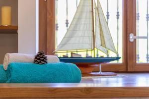 Villa Saige , piscina con idromassaggio img19