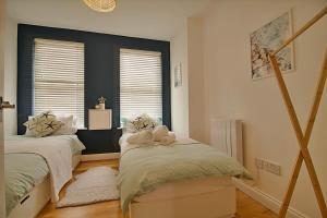 Morecambe Apartment by the Sea 4