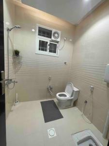 الجوهرة الزرقاء بجوار قرية السماء - سما أبها