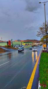 الجوهرة الزرقاء بجوار قرية السماء - سما أبها