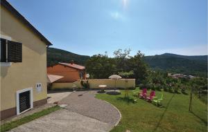 4 Bedroom Beautiful Home In Crni Kal 