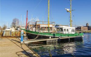 2 Bedroom Amazing Ship In Wismar