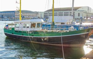 Stunning Ship-boat In Wismar With 2 Bedrooms And Wifi