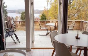 Nice Home In Skillingaryd With Kitchen