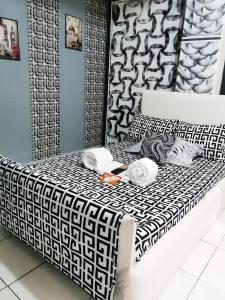 Cabanatuan CIty PNY TRANSIENT INN 1