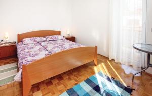 1 Bedroom Lovely Apartment In Portoroz 