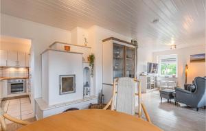 Nice Home In Friedrichskoog With Wifi