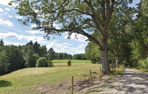 2 Bedroom Stunning Home In Prässebo