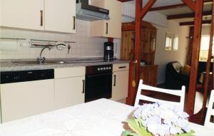 Gorgeous Apartment In Mühlhausen