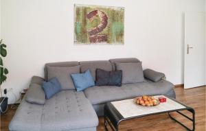 2 Bedroom Beautiful Apartment In Barth