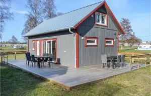 Stunning Home In Löttorp With Wifi - Persnäs