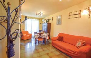 3 Bedroom Cozy Home In Camaiore