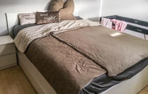 Cozy Apartment In Elmenhorst With Wifi