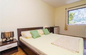 1 Bedroom Stunning Home In Kotor