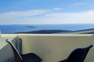 Holiday House Antica for 6 persons green surroundings of the island of Cres 