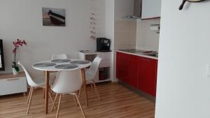 9 APARTAMENT VILLA NORD - parking