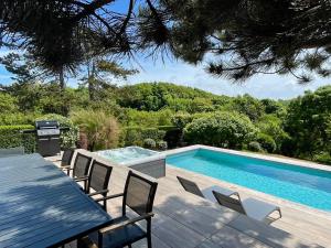 Villas Superbe maison avec piscine et jacuzzi dans les dunes : photos des chambres