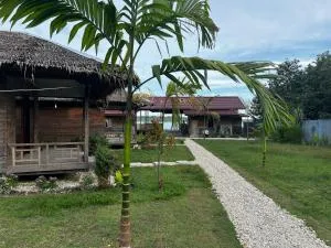 Surge Surf Villas - Salul