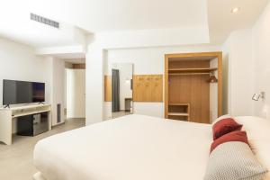 Domu Qirat - Authentic Rooms with Private Terraces img18