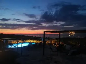 Robinson crusoe style house "MASLINA'' - Dol