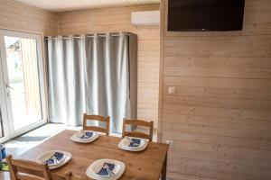 Morze, piasek i słońce - domki Wrzosowo