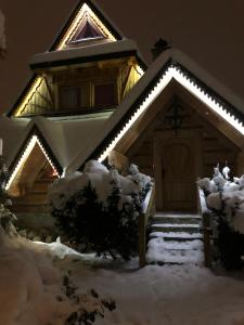 Domek Krupówki z widokiem na Giewont