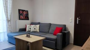 TrikalaBnB - Rock & Roll 2 Apartment in Trikala