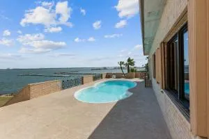 Bay Dreamer - Massive Bayfront Home with Private Pool home - Virginia Point