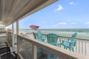 Three-Bedroom Holiday Home  room in FantaSea - Wonderful Private Beachfront Home - Beautiful!!!