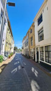 Appartement Havenzicht, gelegen aan zee met zeezicht