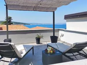 Apartments Lacrima - سيلو