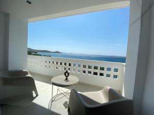 Aeolos Bay Tinos