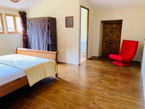 Chalets Gite Bidallon : photos des chambres