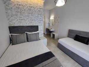 Deluxe studio with sea view (1st floor) room in Studios Apollon