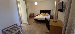 Hotels Hotel du Golfe : photos des chambres