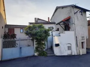 La Maison au Camélia - Bully