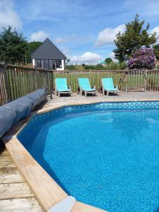 Maisons de vacances La Gasteboisiere with swimming pool and games room : photos des chambres