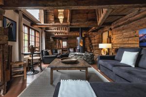 Le Bossey - 4BR Traditional Chalet BBQ, Fireplace and View - By Cozee Rentals