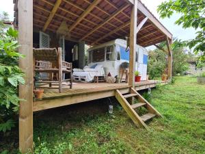 Appartements GITE AZKENDANTZA 2a6 PERS AVEC CARAVANE INSOLITE : photos des chambres