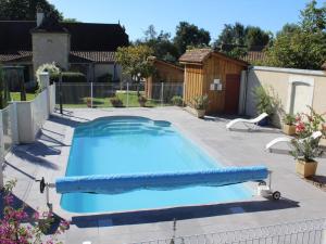 Maisons de vacances Maison familiale avec piscine pres de Bergerac, ideale pour randos et visites historiques - FR-1-616-112 : photos des chambres