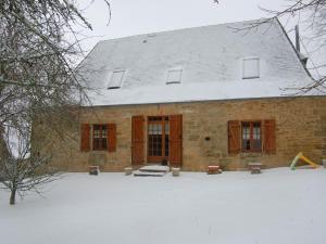 Maisons de vacances Gite Auriac-du-Perigord, 4 pieces, 8 personnes - FR-1-616-123 : photos des chambres