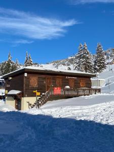 Appartements Au pays des marmottes Appartement 6 personnes plein sud sans vis a vis avec terrasse : photos des chambres