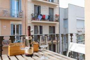 ApartEasy - Turo Park with lovely balcony