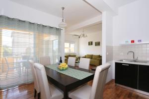 New! Apartment Gabriella 4+2, Privlaka